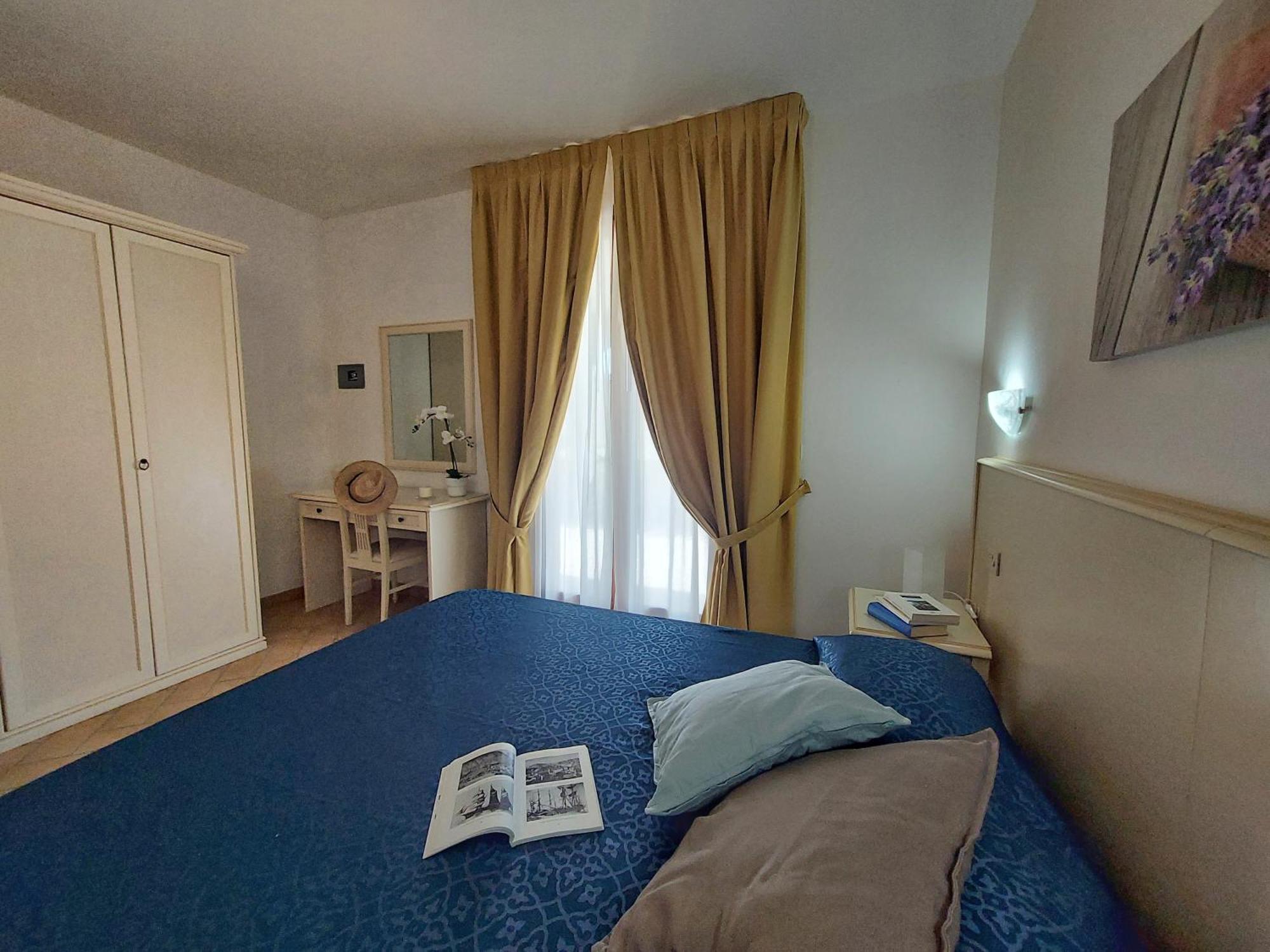 Lido Azzurro Residence Rta Capoliveri  Rom bilde